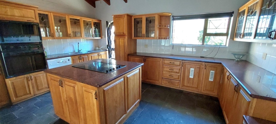 4 Bedroom Property for Sale in Blue Bend Eastern Cape